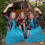 Jeugdprinses HonoLoulou en Hofdames AlohaLon en BajaQuin
