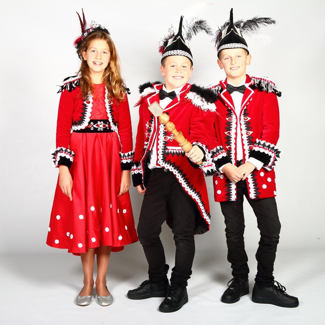 2018 - Jeugdprins Snowfox, Hofdame Crystal en Adjudant Freeze